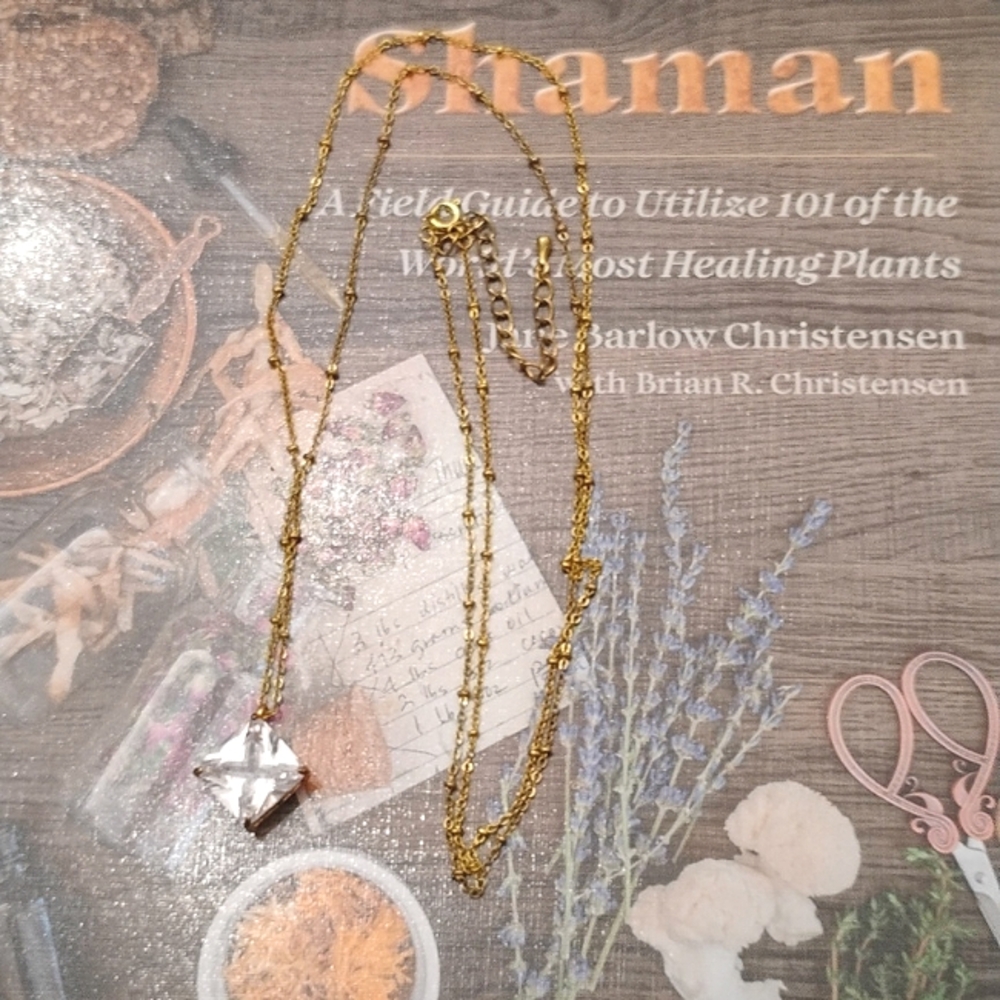 SparklePop Sydney Gold Necklace with Crystal Pendant NEW - Picture 4 of 5